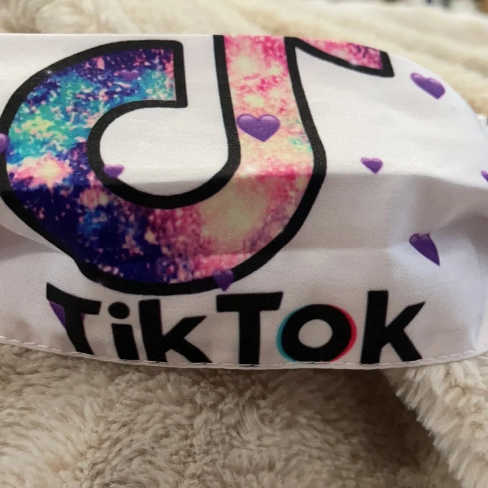 New kid’s Tik Tok face mask